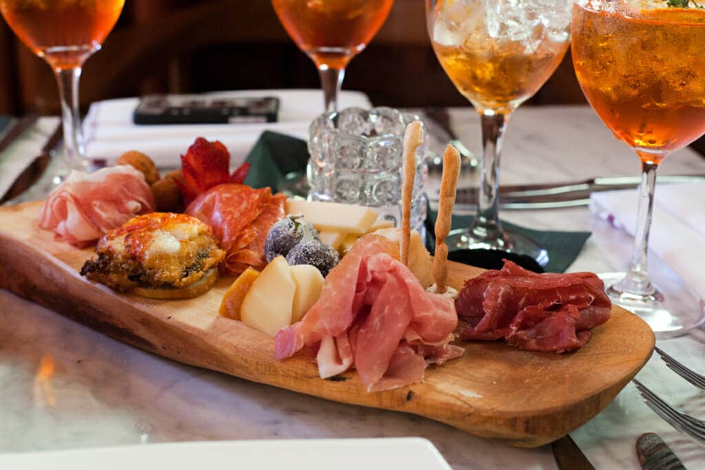 Cicheti and spritz what to do in Venice