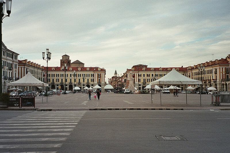 Place of the market Best things to see in Piedmont