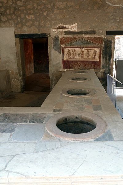 Thermopolium of Vetutius Placidus Live at Pomepii