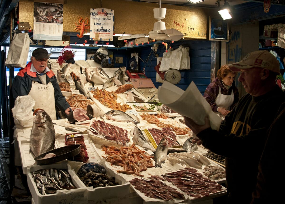 Seafood store in Testaccio Places in Rome to visit