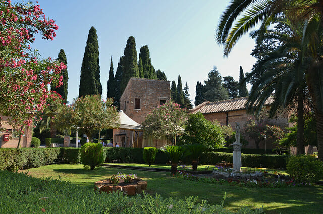 Custom tours of Rome - San Callisto complex